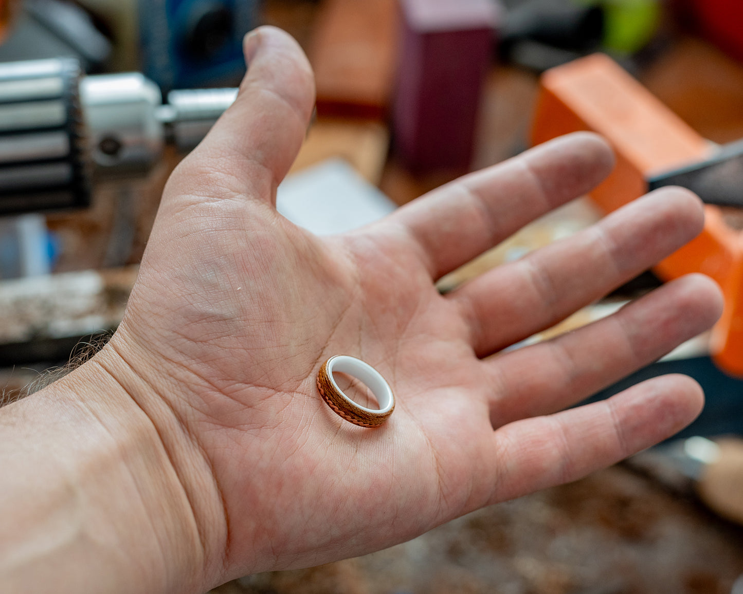 Mahogany Bentwood Ring w/ Twisted Copper Inlay - Size 6