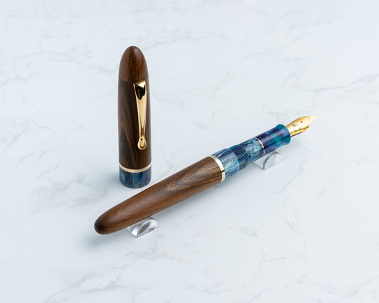 Premiere Piece - "Amazonia" | Handmade Fountain Pen w/ Gold-Plated Stainless Steel Clip