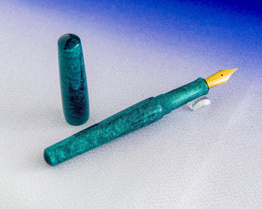 Primary Piece - "Emerald" | Handmade DiamondCast Clipless Fountain Pen