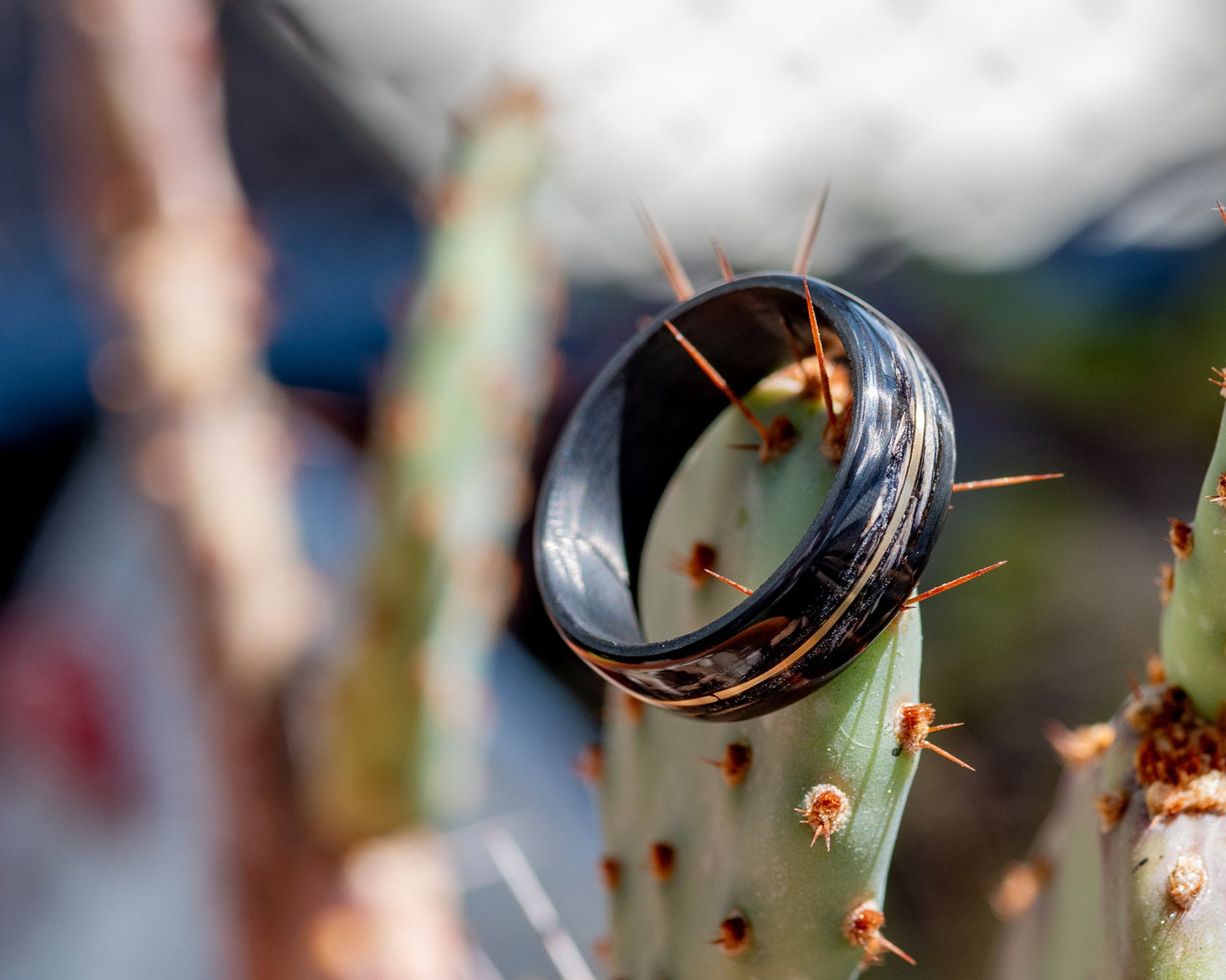 Carbon Fiber Ring w/ Ebonized Oak & Brass Inlay - Size 11