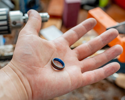 Walnut Bentwood Ring w/ Lapis Lazuli Inlay - Size 6