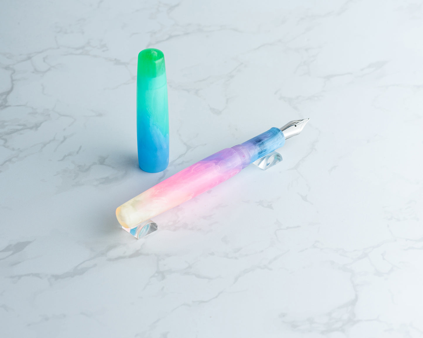 Primary Piece - "TiAno Fade" | Handmade Clipless Resin Fountain Pen