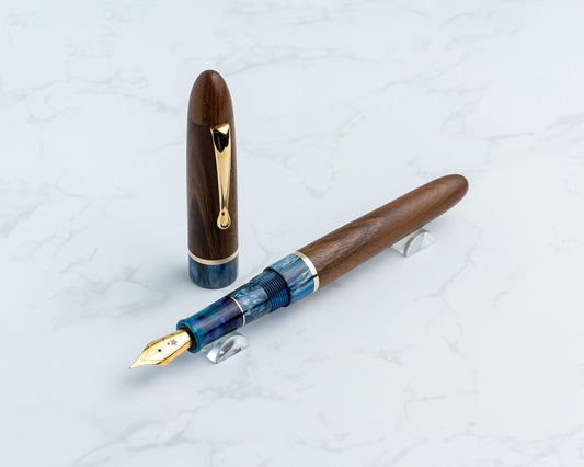 Premiere Piece - "Amazonia" | Handmade Fountain Pen w/ Gold-Plated Stainless Steel Clip